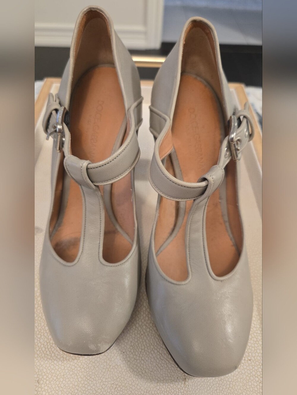 Dolce & Gabbana Light Gray Leather Pointed Toe Heels
